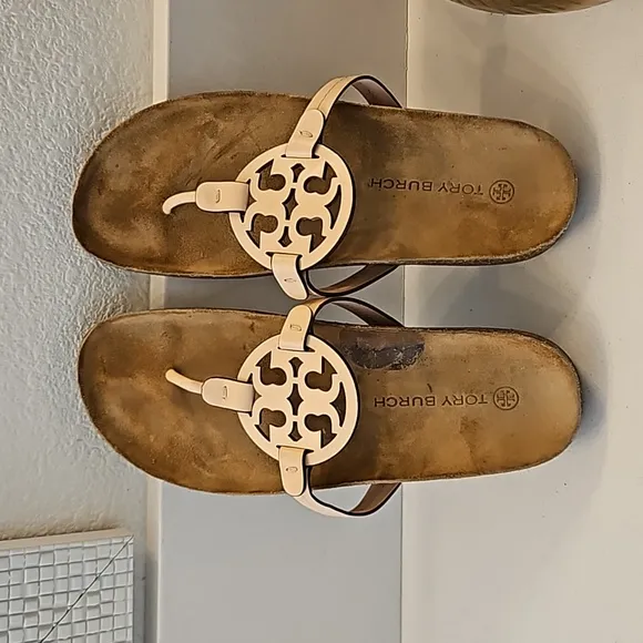 Tory Burch Miller Cloud Sandals sz 10 🎉 HP 🎉