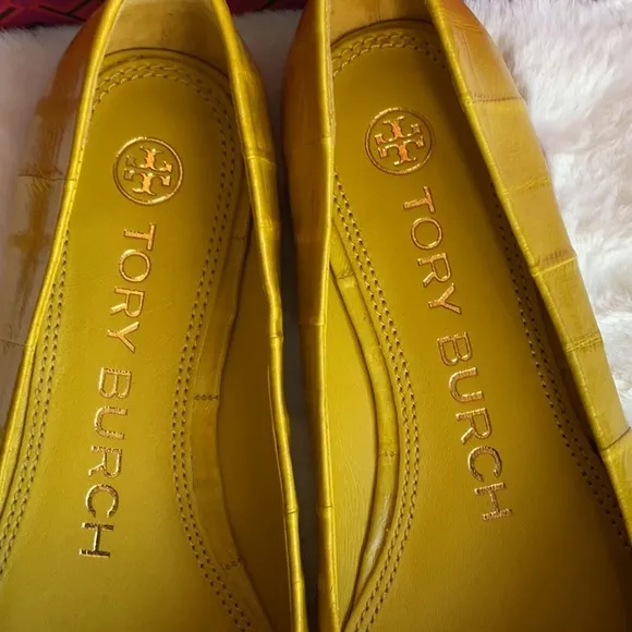 🆕Tory Burch Yellow Georgia Flats