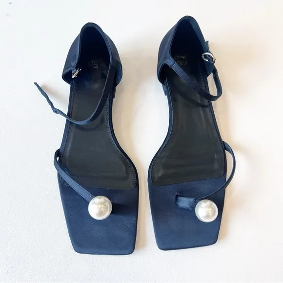 Toteme Pearl Embellished Black Satin Sandals 40