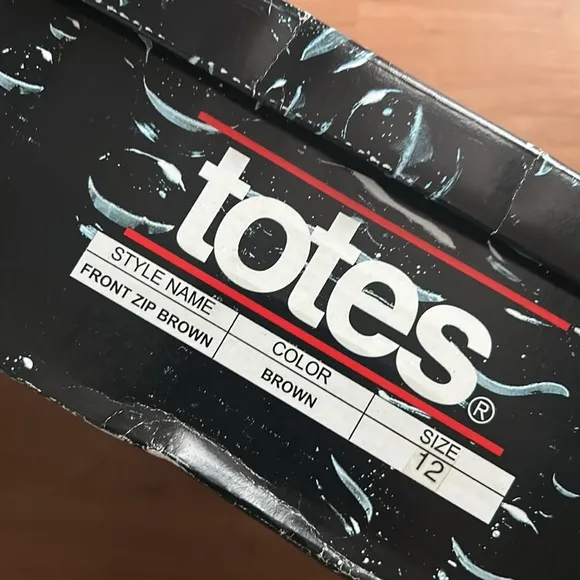 TOTES Men’s Front Zip Winter Boots