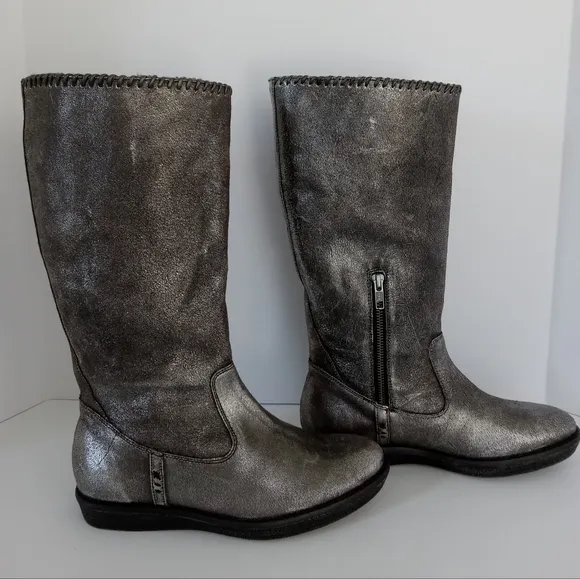 TRASK ARIANA Silver Shearling Lined Leather Boots Women's Size 7M