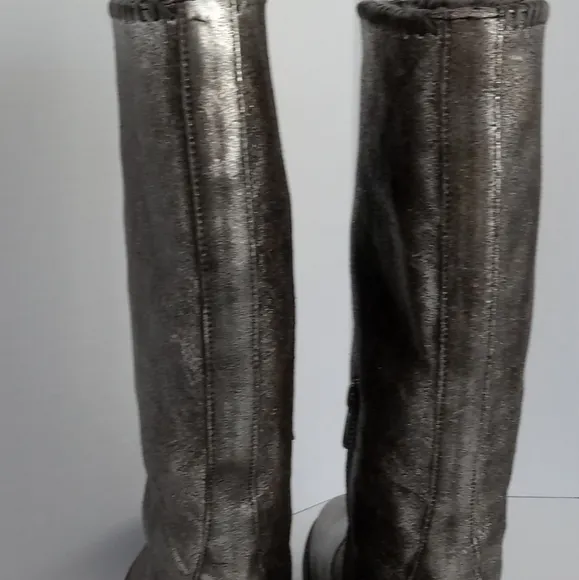 TRASK ARIANA Silver Shearling Lined Leather Boots Women's Size 7M