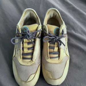 Travis Scott air max 1 size 8.5 men’s used in very good conditon with box