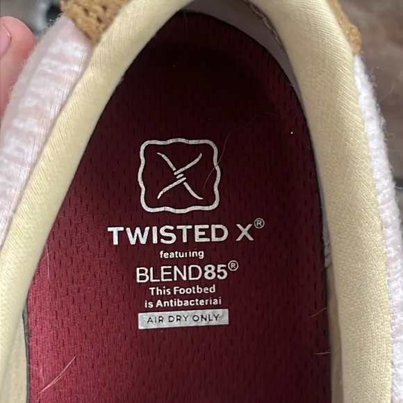 Twisted X Wonens Kicks Casual Sneakers / Baby Pink / SZ 7.5