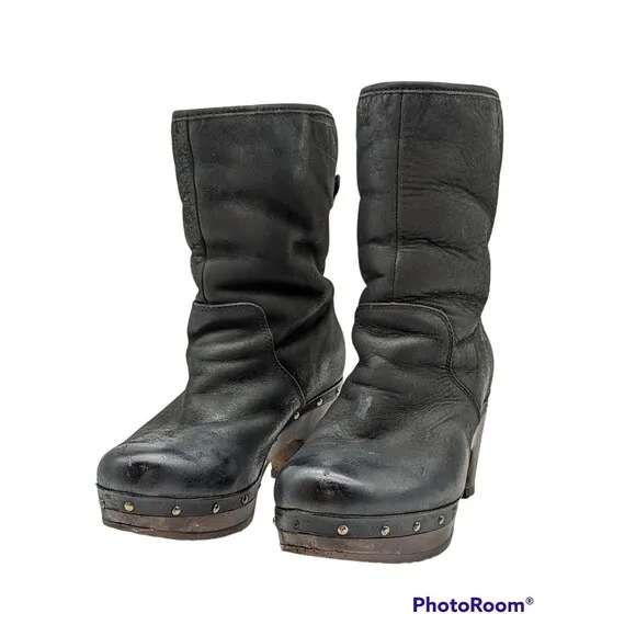 Ugg 1958 Lynnea Clog Boots Fold Over Shearling Ankle Boot Black Womens Sz 6 EUC