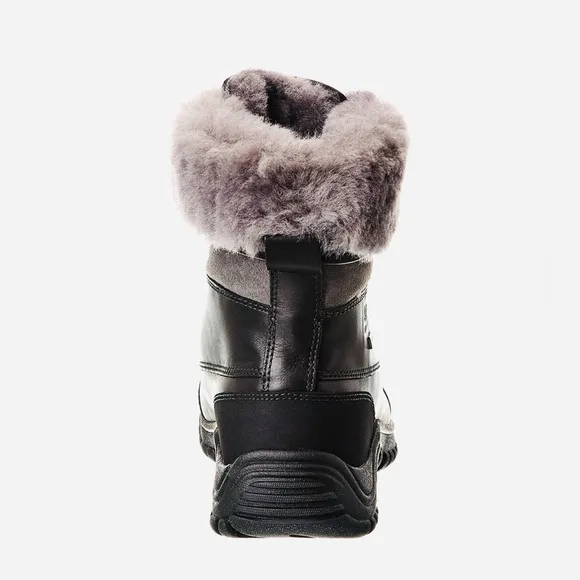 Ugg Adirondack II black with grey sheepskin boots women’s size 7