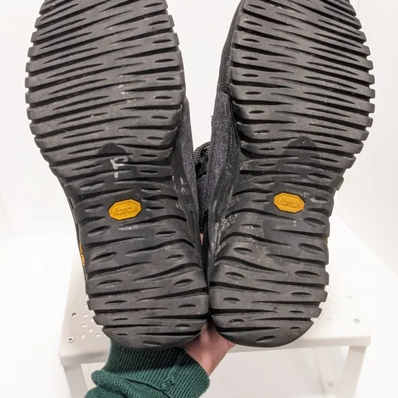 UGG Adirondack III winter boots
