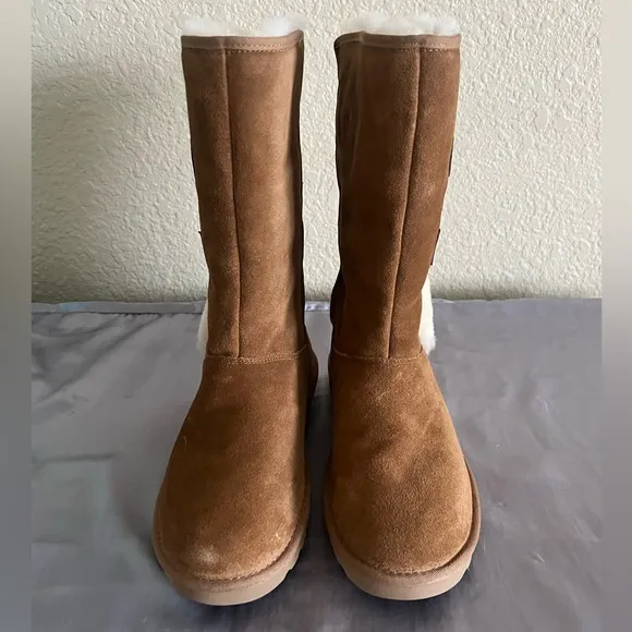 Ugg Alethiea Chestnut Suede Shearling Boors New 8 1125810