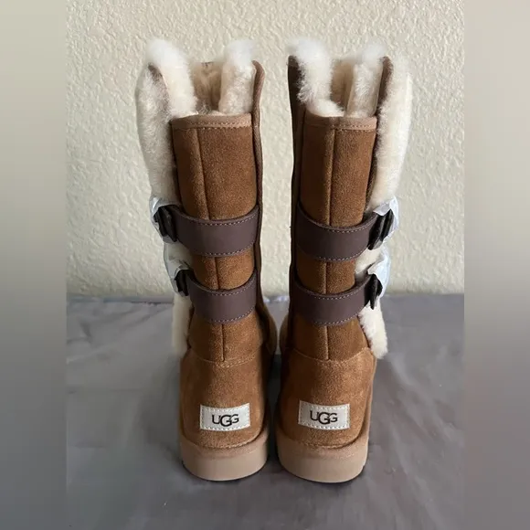 Ugg Alethiea Chestnut Suede Shearling Boors New 8 1125810