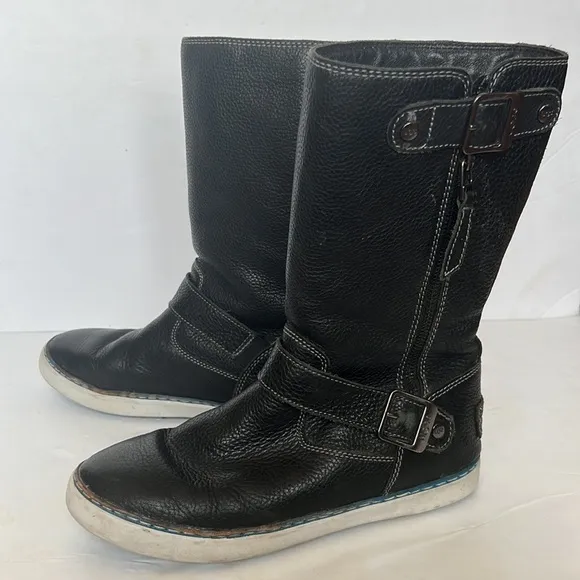 UGG  Andra Black Leather Mid Calf side Zip Boots in size 8