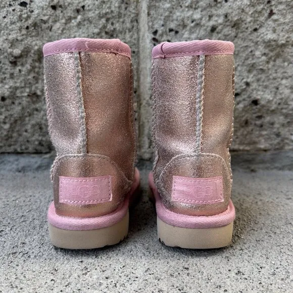 UGG AUSTRALIA Classic Metallic Pink Girls Boots 6 EU 22 Rose Gold Toddler Girl