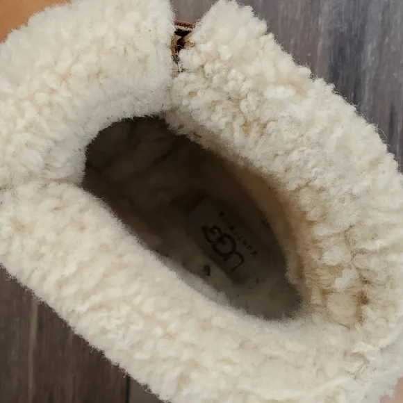 Ugg Australia Jocelin Shearling Buckle Boots ankle booties shoes sz 7