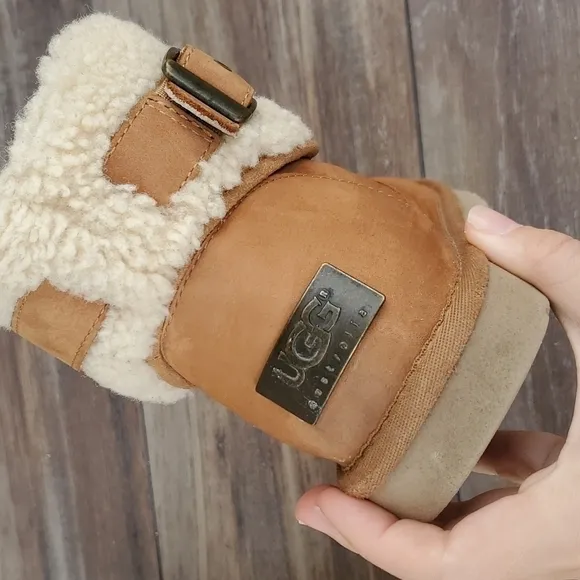 Ugg Australia Jocelin Shearling Buckle Boots ankle booties shoes sz 7