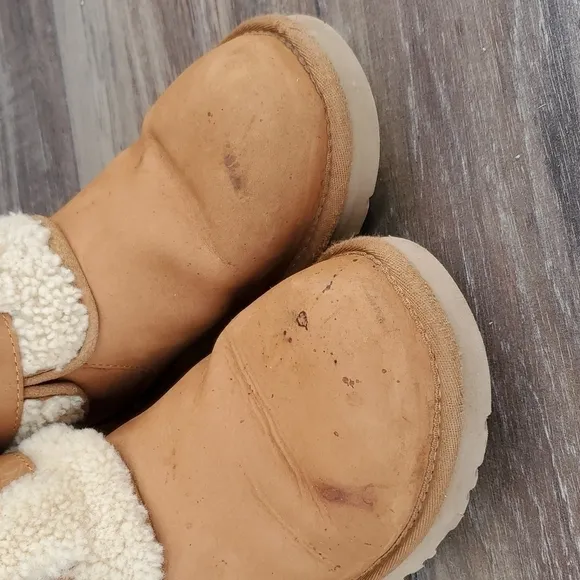 Ugg Australia Jocelin Shearling Buckle Boots ankle booties shoes sz 7