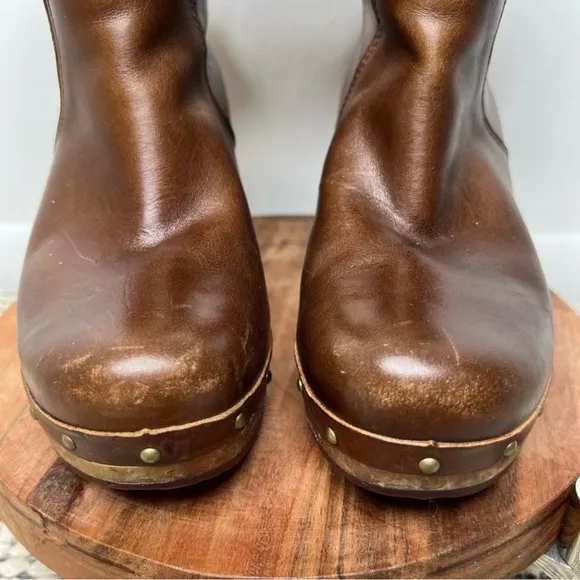 Ugg Australia Lynnea Fold Over Brown Leather Shearling Clog Boot Women’s Size 5