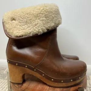 Ugg Australia Lynnea Fold Over Brown Leather Shearling Clog Boot Women’s Size 5