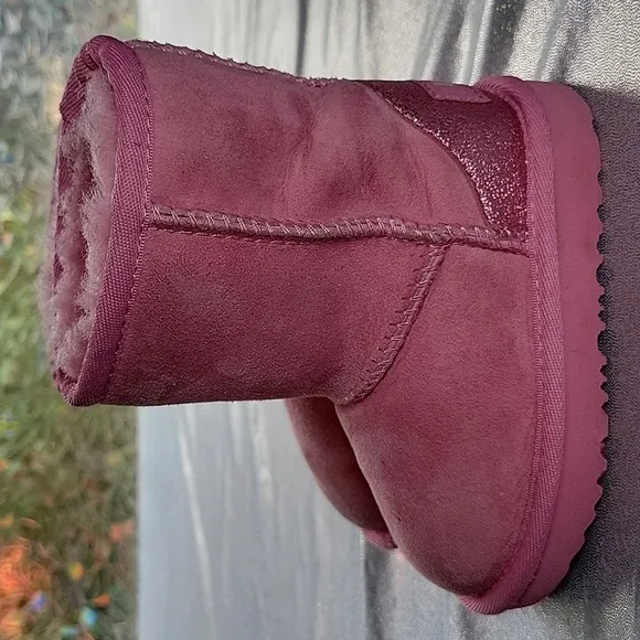 UGG Australia Pink Glitz Boots Metallic Sparkle Heels Shearling Lining Size:6