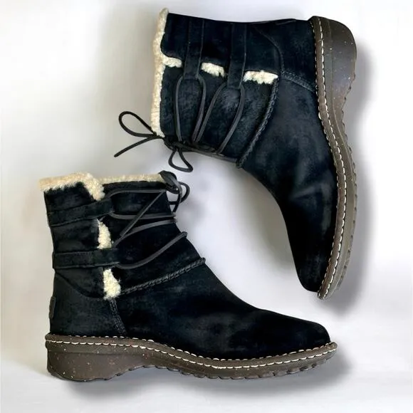 UGG Australia Size 7 Caspia Boots Leather Shearling Suede Sheepskin Black 3335