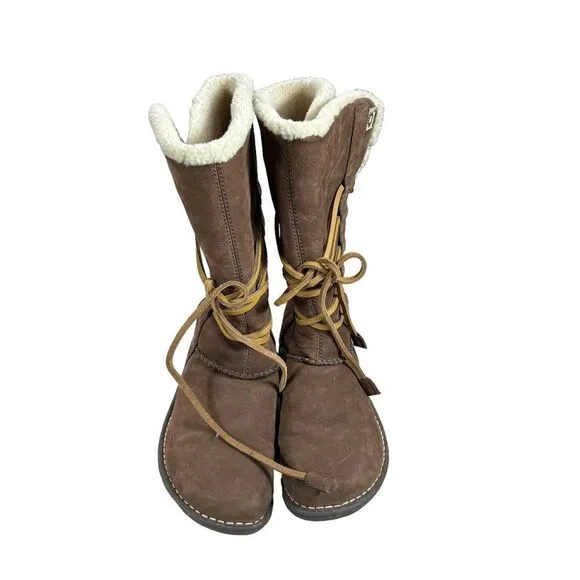 Ugg Australia S/N 1634 Leather and Sheepskin Lace Up Boots