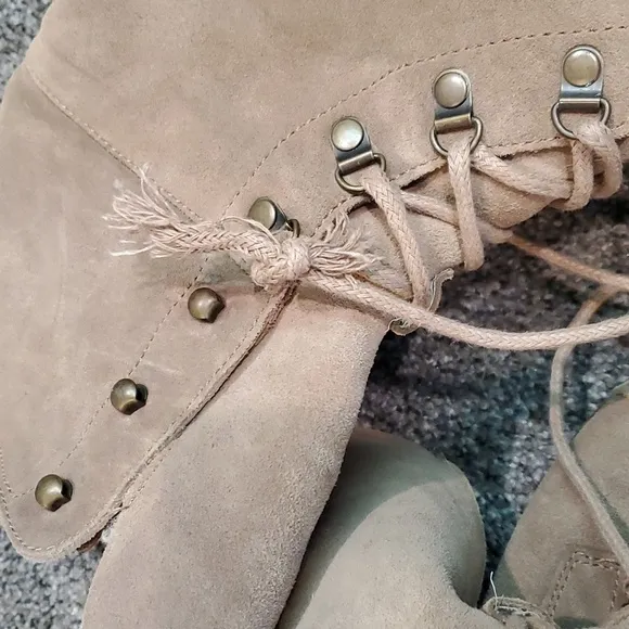 Ugg Australia Women Gradin  Ankle Suede Lace-up Sheepskin Boots shoes sz 6