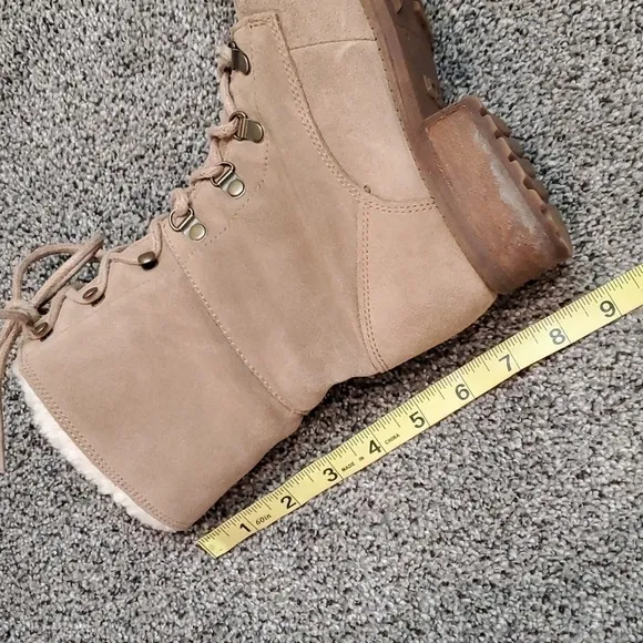 Ugg Australia Women Gradin  Ankle Suede Lace-up Sheepskin Boots shoes sz 6