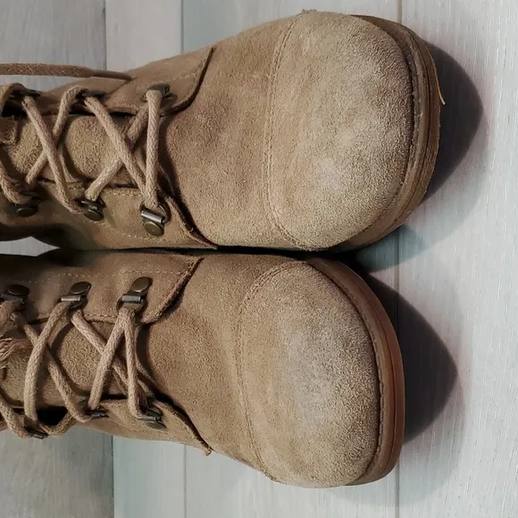 Ugg Australia Women Gradin  Ankle Suede Lace-up Sheepskin Boots shoes sz 6