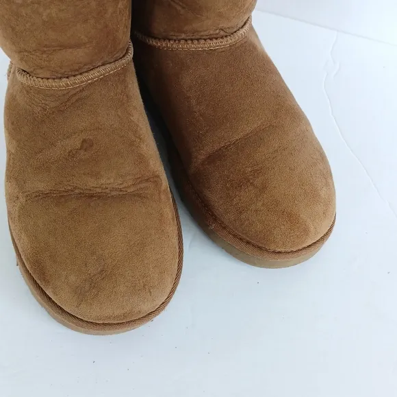 Ugg Bailey Bow Boots Girls Size 5