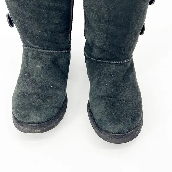UGG Bailey Button Black Triple Shearling Suede Womans Boots sz 10