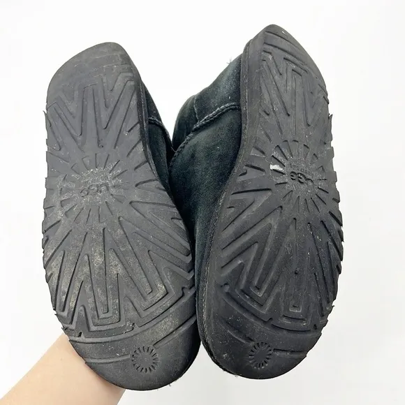 UGG Bailey Button Black Triple Shearling Suede Womans Boots sz 10