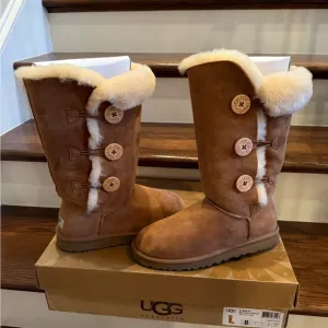 UGG Bailey Button Triplet Womens Merino Sheepskin Suede Tall Boots Chestnut, 8
