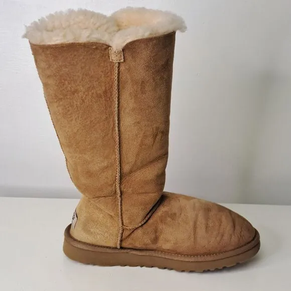 UGG Bailey Triplet Boot Chestnut 3 Button Sherpa Lined Suede 8 39 Mid Calve Y2K