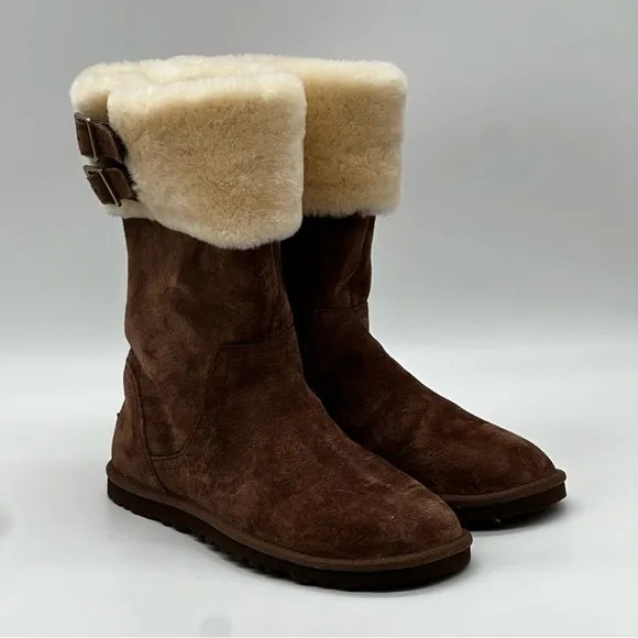Ugg Beckham Boots. Size 8