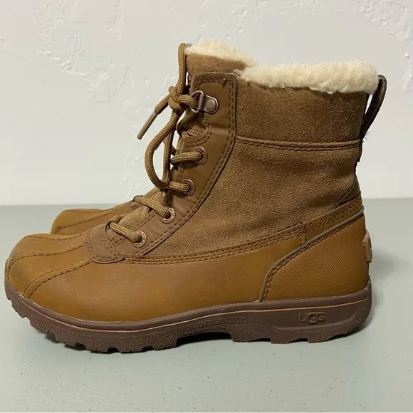 UGG Big Kids Leggero Boots Chestnut  Snow Boots Duck Boots Size 4 1012384K