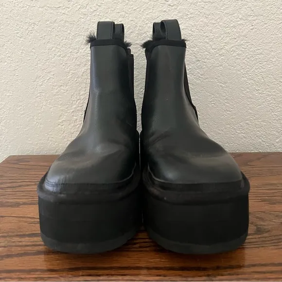 UGG Black Chunky Neumel Platform Leather Shearling Lined Chelsea Boots 9