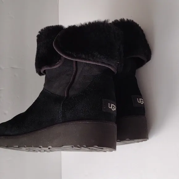 UGG black platform shearling boots 9