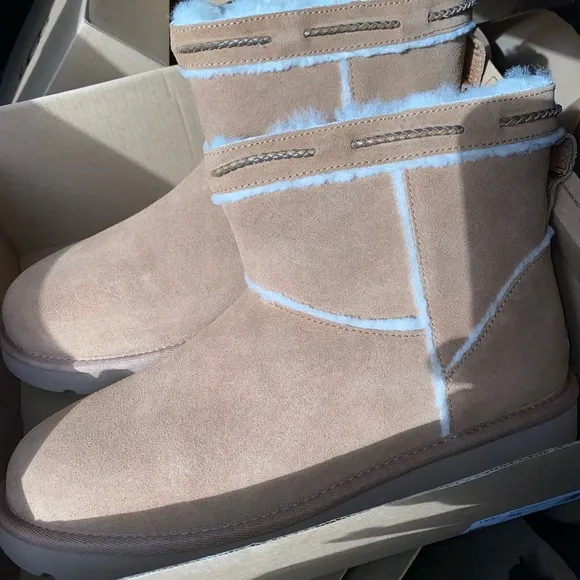UGG boots woman size 10 New in box
