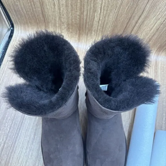UGG Boots Womens 10 Bailey Button II Shearling Winter Snow Mid Chocolate Brown