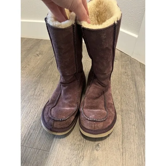 Ugg Boots Women's 7 Purple Mid Calf Tall Suede Shearling Lined Pull On Winter