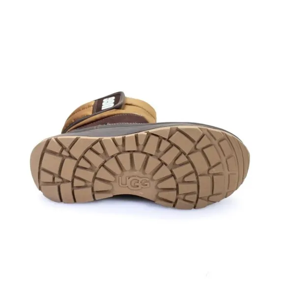 Ugg boys thinsulate warm water proof snow boots