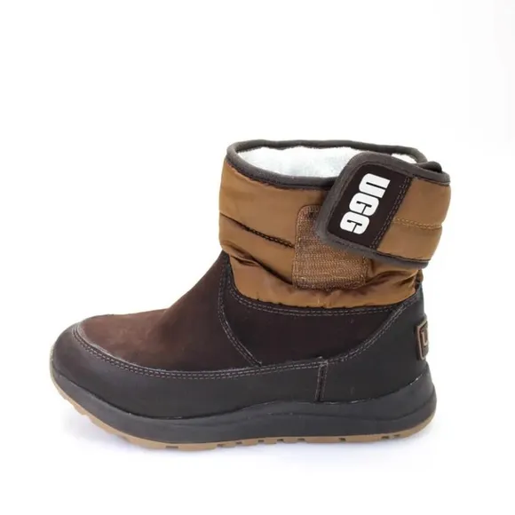 Ugg boys thinsulate warm water proof snow boots