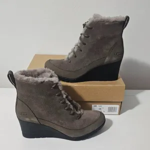 UGG Bridgit Mole Boots - Women's Size 7 - 1103822