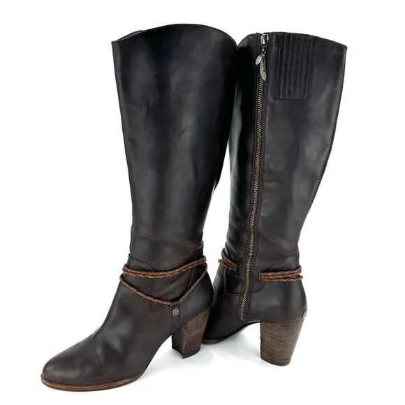 UGG BROWN LEATHER STOCKED BLOCK HIGH HEEL ALMOND TOE TALL/KNEE HIGH BOOTS