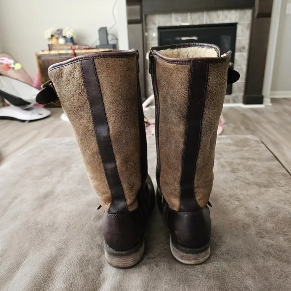 UGG Chancery Bomber Stout Brown Leather Zipper Sheepskin Boots