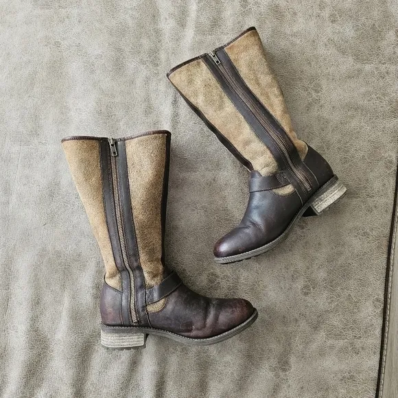 UGG Chancery Bomber Stout Brown Leather Zipper Sheepskin Boots