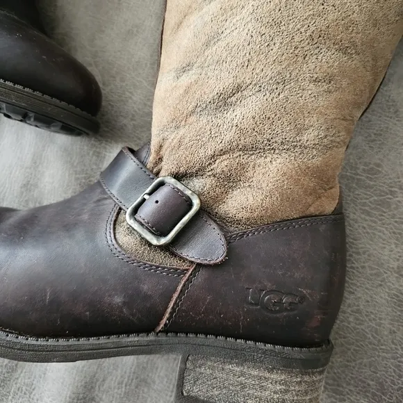 UGG Chancery Bomber Stout Brown Leather Zipper Sheepskin Boots