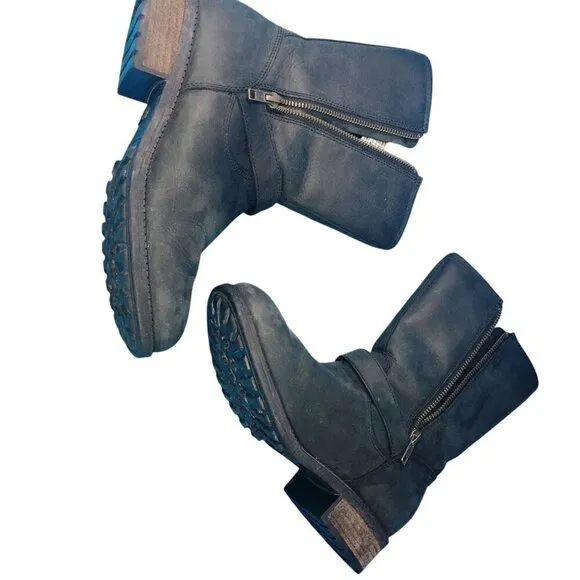 UGG Chaney Moto Zip Up Shearling Lined Buckle Leather Biker Boots Women's Size 8