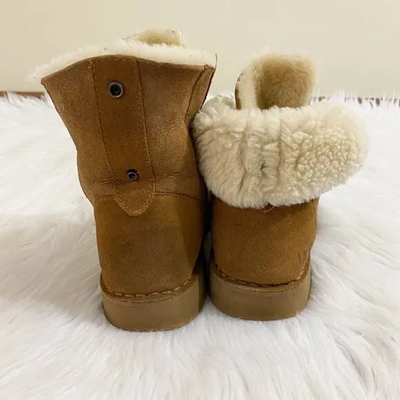 Ugg Chestnut Tan Shearling Combat Boots Lace Up Fully Lined Women's Size 8 EUC