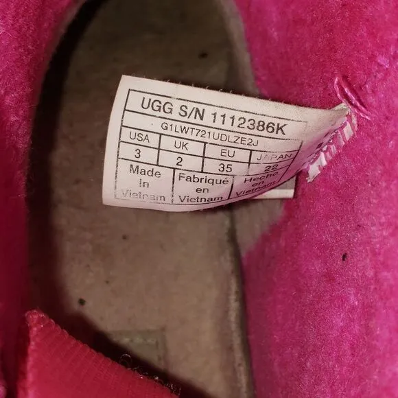 Ugg Classic Clear Mini II Boot, Little Kid/ Pink, sz 3.