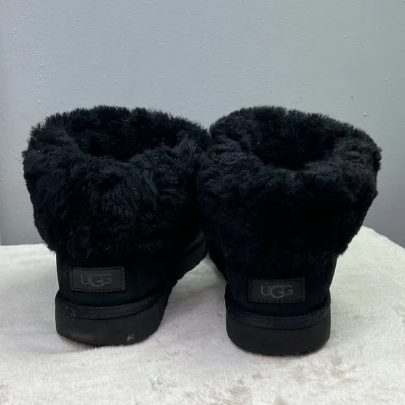 UGG Classic Mini Fluff Boots Bootie Short Black 10 Women 1106757 Shearling Suede