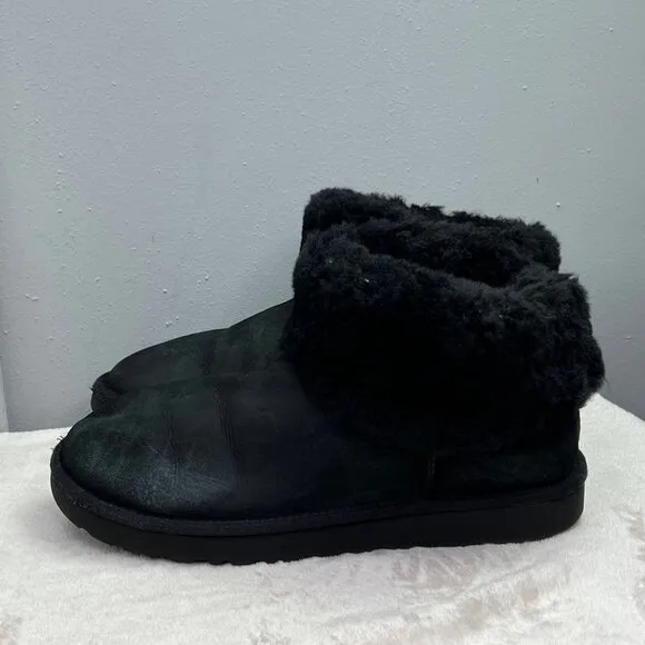 UGG Classic Mini Fluff Boots Bootie Short Black 10 Women 1106757 Shearling Suede